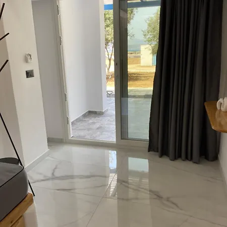 Lägenhetshotell Nikoletta 4*