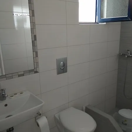 Apart Otel Nikoletta 2*