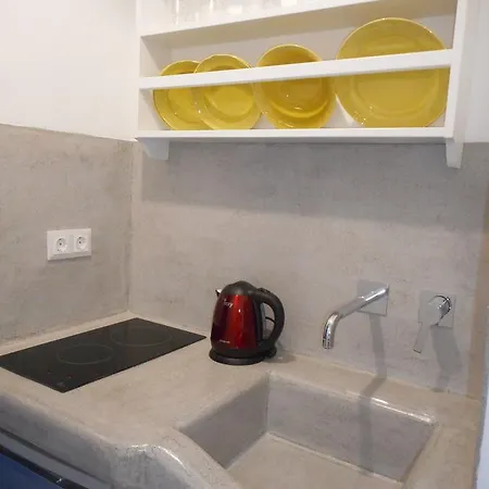 Lägenhetshotell Nikoletta 4*