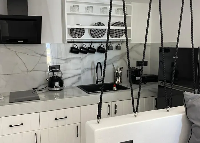 아파트호텔 Nikoletta 4*